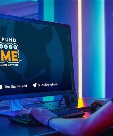 A streamer reading about Jimmy Fund Let’s Game on a computer screen