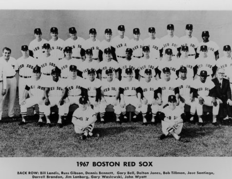 Black and white photo of 1967 Boston Red Sox team